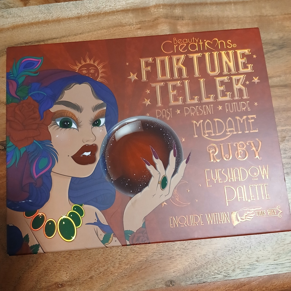Beauty Creations Fortune Teller Eyeshadow Palette - Multicolor